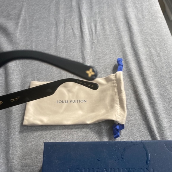 LV MOON SQUARE SUNGLASSES Louis Vuitton - Picture 4 of 7